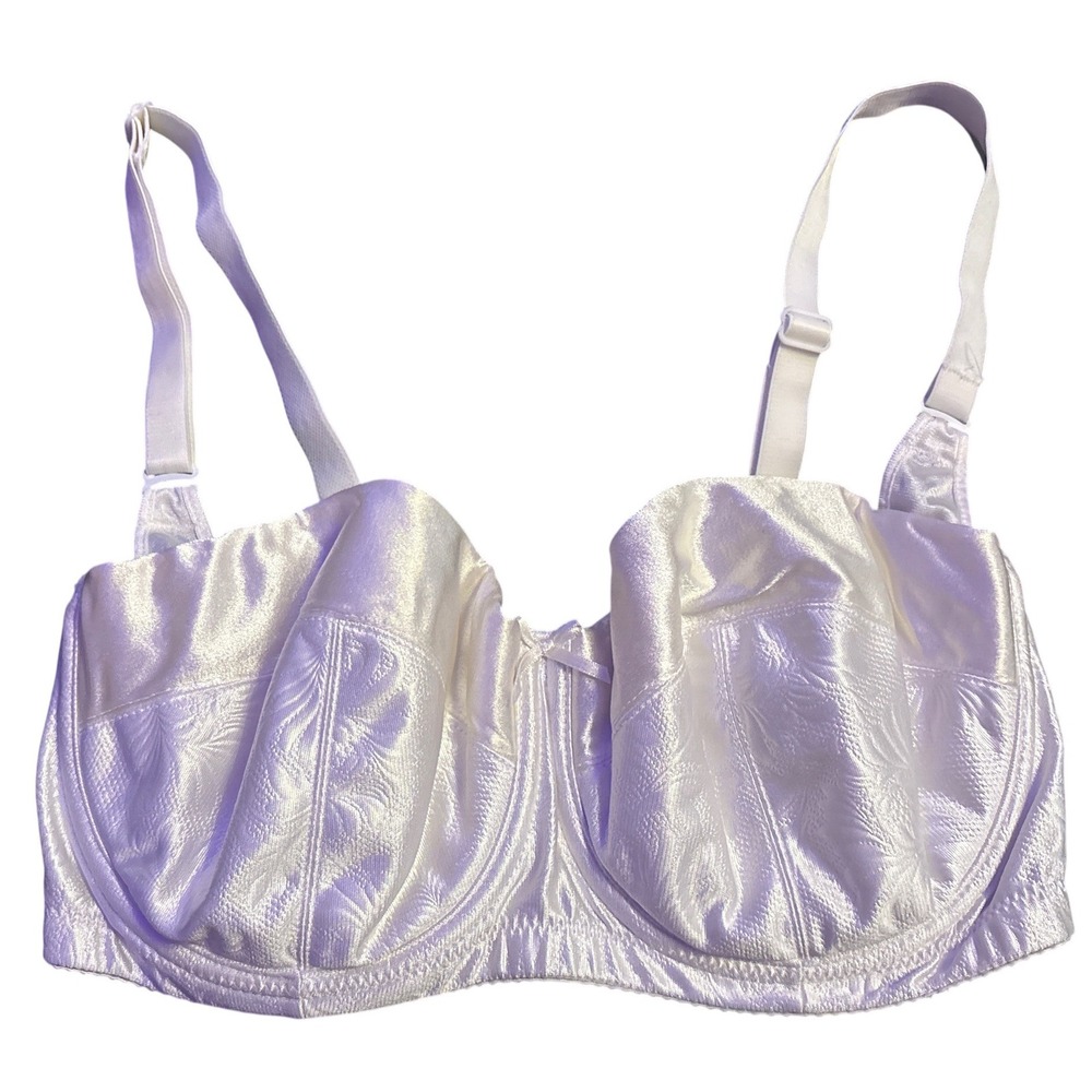 Vintage Bali 3370 Bra 36D White Satin Jacquard Underwire Padded Full Figure 90s